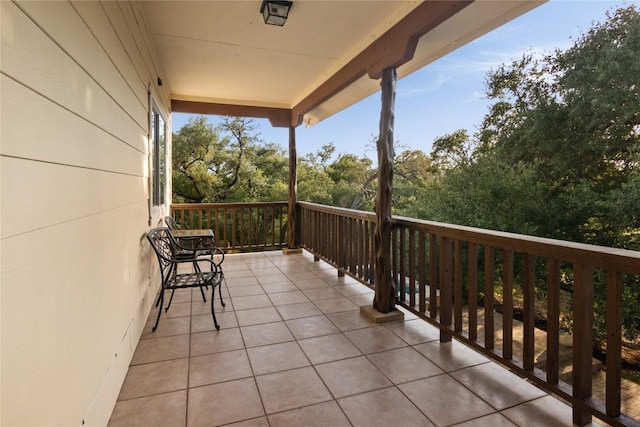 790 Enchanted Oaks Dr, Driftwood, TX 78619 - view of balcony