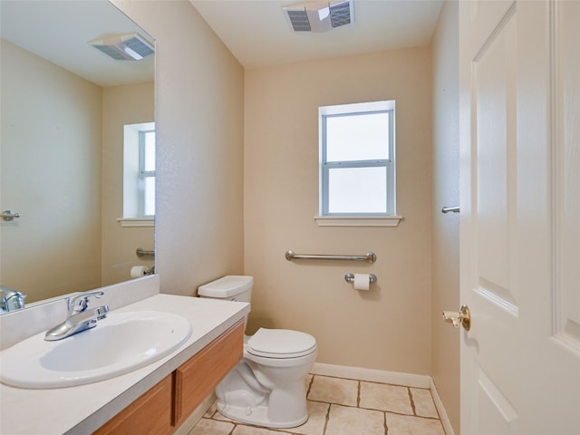 900 Crk 282, Liberty Hill, TX 78642 - bathroom featuring plenty of natural light, vanity, and tile patterned floors