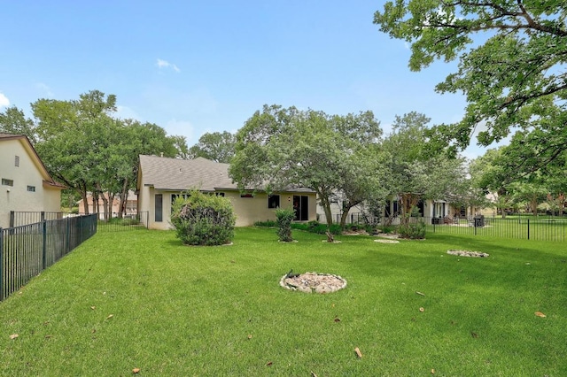 113 Stetson Trl, Georgetown, TX 78633 - view of yard