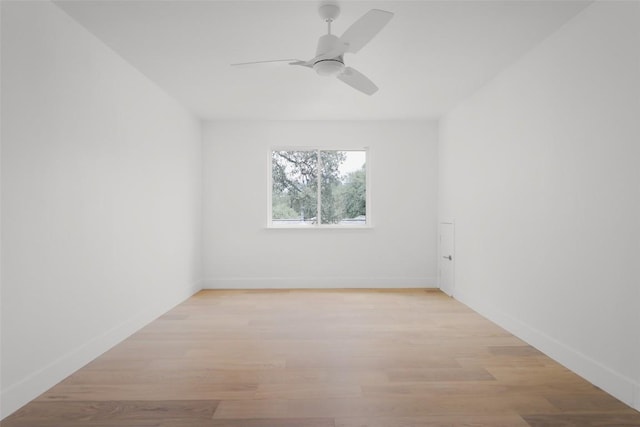 11707 Barrington Way, Austin, TX 78759 - empty room with light wood-style flooring and a ceiling fan
