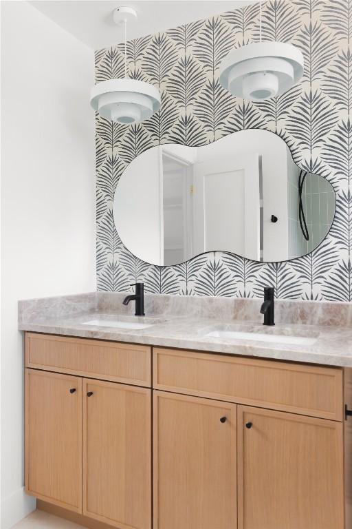 11707 Barrington Way, Austin, TX 78759 - bathroom featuring double vanity