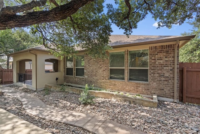 413 Fair Oaks Dr, Georgetown, TX 78628 - single story home featuring brick siding