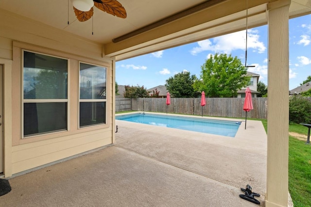 6042 Roma St, Round Rock, TX 78665 - view of swimming pool with a ceiling fan, a patio area, and a fenced backyard