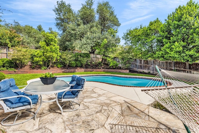 8910 Tweed Berwick Dr, Austin, TX 78750 - photo 4