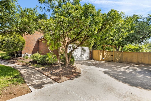 8910 Tweed Berwick Dr, Austin, TX 78750 - photo 31