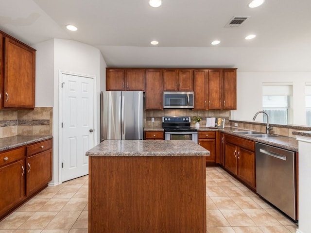 7817 Little Deer Trl, Georgetown, TX 78628 - photo 2