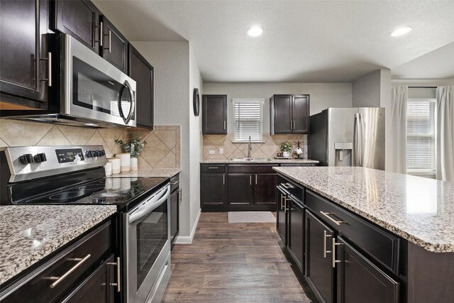 104 San Bernard Trl, Hutto, TX 78634 - photo 3