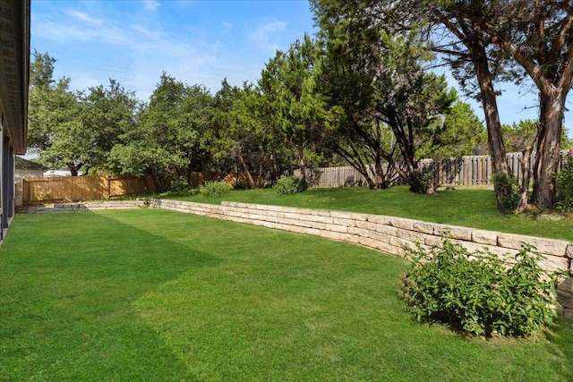 204 S Meadowlark St, Lakeway, TX 78734 - view of fenced backyard