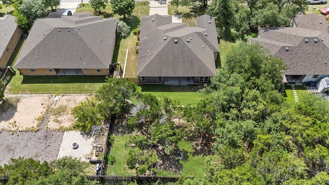 204 S Meadowlark St, Lakeway, TX 78734 - aerial view of property and surrounding area