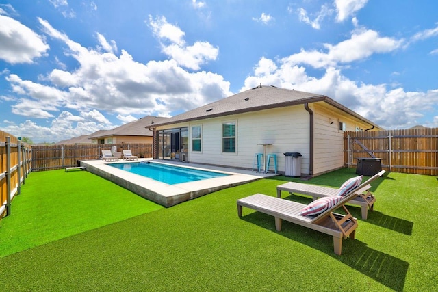 1904 T H Johnson Dr, Taylor, TX 76574 - view of swimming pool featuring a fenced backyard