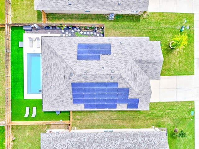 1904 T H Johnson Dr, Taylor, TX 76574 - view from above of property featuring a pool