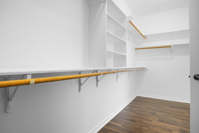 9601 Billingham Trl, Austin, TX 78717 - walk in closet featuring dark wood-style floors