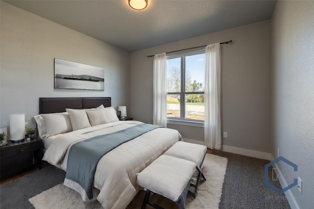 1720 Cannon St, Gonzales, TX 78629 - bedroom featuring baseboards and carpet floors