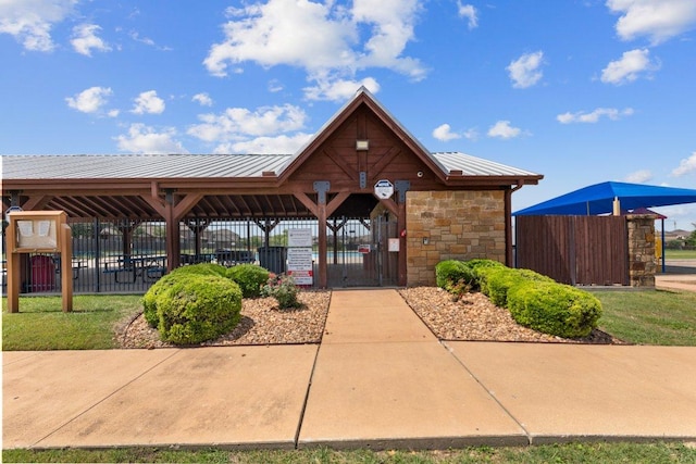 3303 Lorne Dr, Killeen, TX 76542 - view of home's community featuring a gate