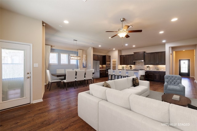 304 Leon Loop, Liberty Hill, TX 78642 - photo 4