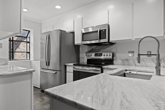 7122 Wood Hollow Dr Unit 82, Austin, TX 78731 - photo 8