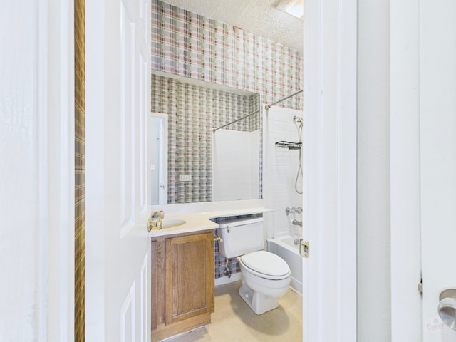 2300 Leon St Unit 205, Austin, TX 78705 - full bath featuring vanity, bathtub / shower combination, wallpapered walls, and a textured ceiling