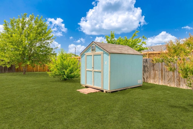 201 Windridge Dr N, Lockhart, TX 78644 - view of shed with a fenced backyard