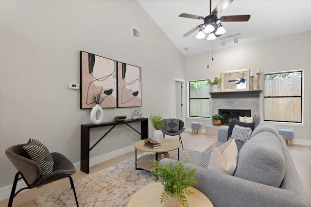 12212 Brigadoon Ln Unit 132, Austin, TX 78727 - photo 2
