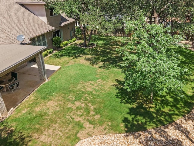 103 El Norte Ct, Lakeway, TX 78734 - view of green lawn featuring a patio