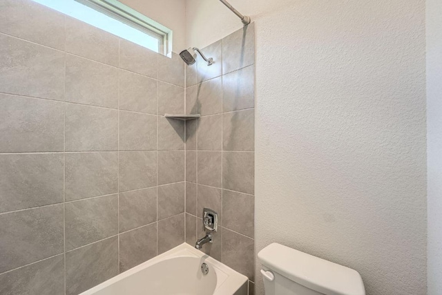 6716 Calabria Dr, Round Rock, TX 78665 - full bathroom featuring toilet and shower / bath combination