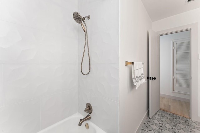 1001 E Applegate Dr, Austin, TX 78753 - full bathroom with shower / bath combination