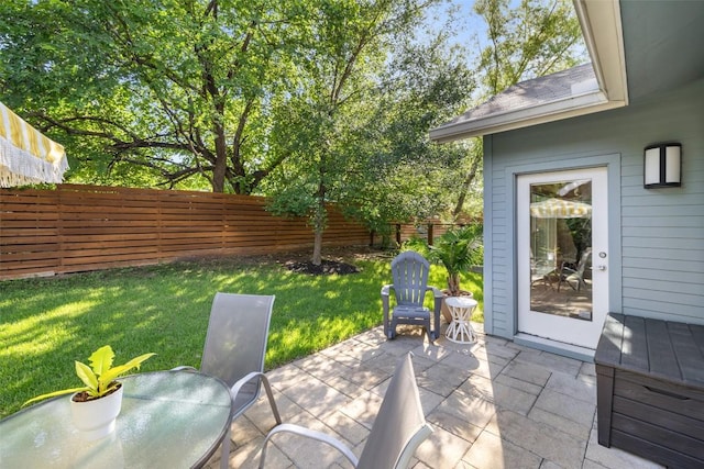 301 W Stassney Ln Unit 11, Austin, TX 78745 - fenced backyard with a patio area and outdoor dining area