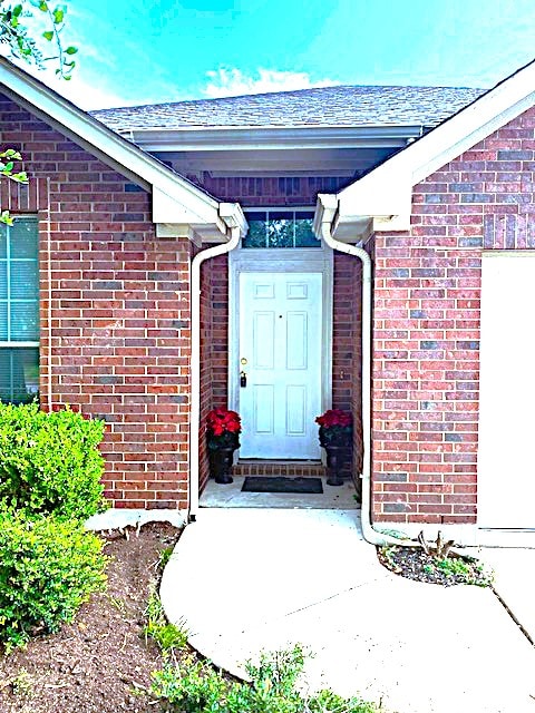 3701 Pine Needle Cir, Round Rock, TX 78681 - photo 2