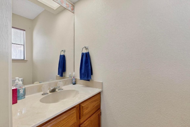12062 Lincolnshire Dr, Austin, TX 78758 - bathroom featuring vanity