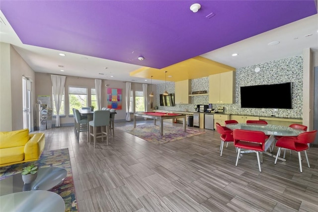 1900 Barton Springs Rd Unit 5033, Austin, TX 78704 - game room with recessed lighting