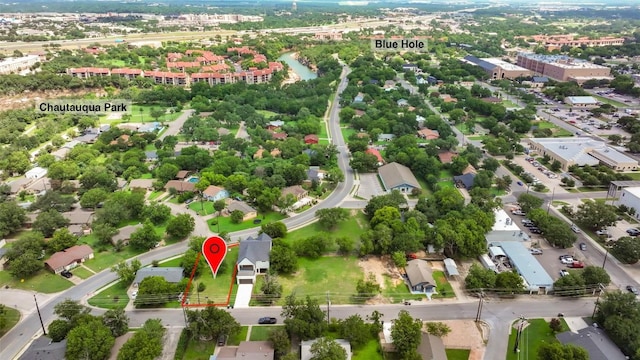 711 W 10th St, Georgetown, TX 78626 - photo 29