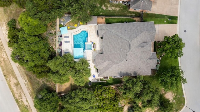207 Dry Creek Rd, Austin, TX 78737 - bird's eye view of a pool