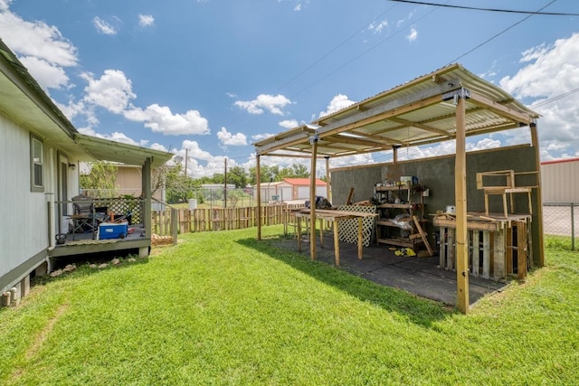 105 San Jacinto St, Smithville, TX 78957 - view of yard
