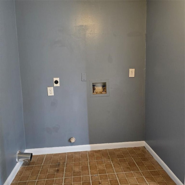 1403 S Salina St W, Austin, TX 78702 - laundry room with electric dryer hookup and washer hookup