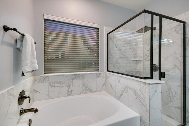 806 Thrasher Glade Dr, Pflugerville, TX 78660 - bathroom with a bath and a shower stall