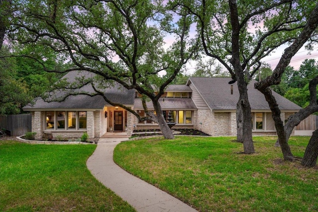 10601 Spicewood Pkwy, Austin, TX 78750 - mid-century home with stone siding
