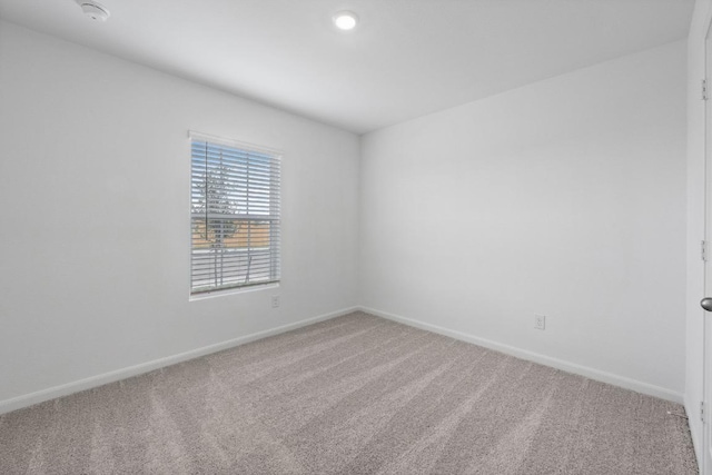 524 Aplite Pass, Maxwell, TX 78656 - unfurnished room featuring carpet flooring and a smoke detector