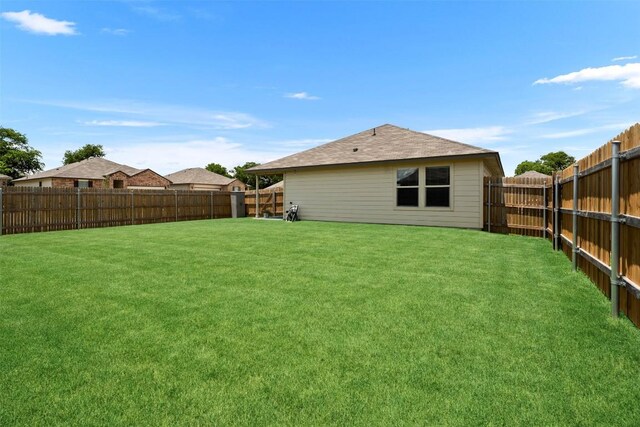 1037 Oxford Ln, Troy, TX 76579 - view of fenced backyard