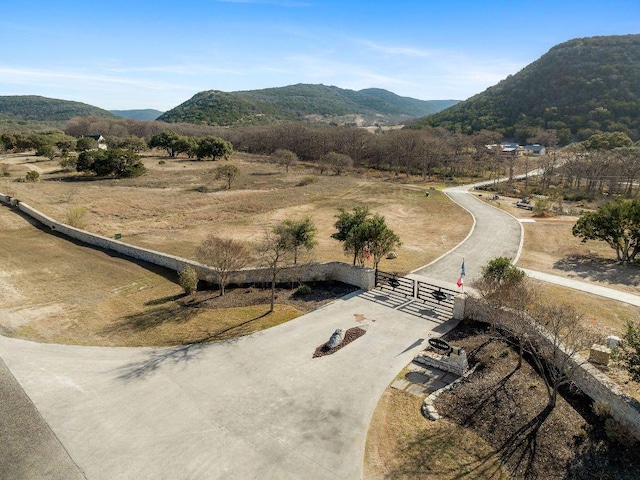6098 N US Highway 83, Leakey, TX 78873