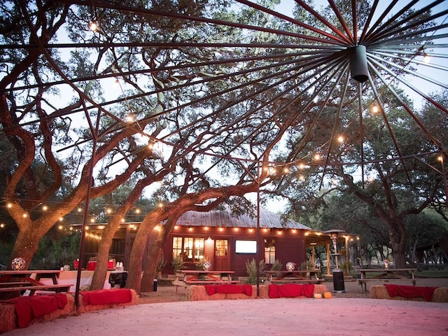 6098 N US Highway 83, Leakey, TX 78873