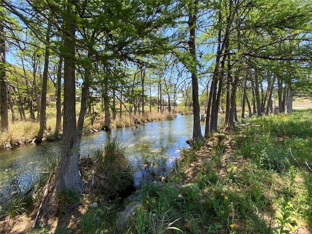 5824 N US Highway 83, Leakey, TX 78873