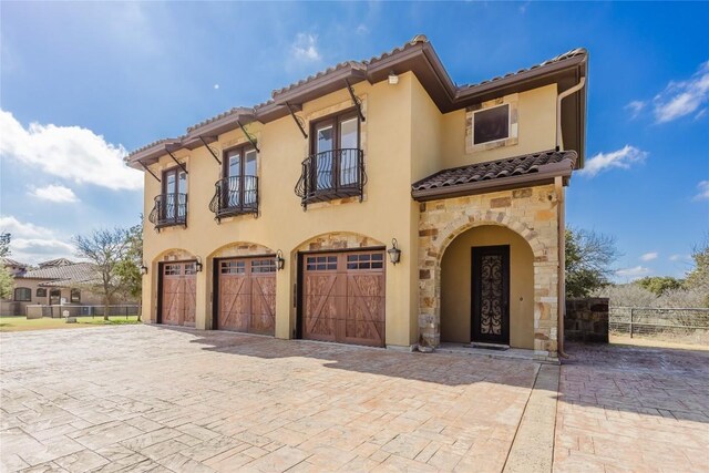 1024 Spanish Trl, New Braunfels, TX 78132 - photo 3