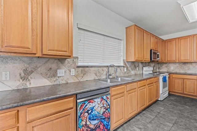 804 Yosemite Trl, Taylor, TX 76574 - photo 11