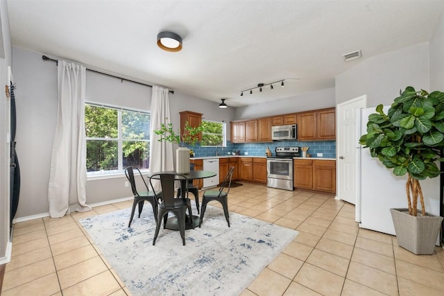 8701 Meridian Oak Ln, Austin, TX 78744 - photo 20