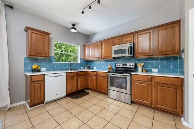 8701 Meridian Oak Ln, Austin, TX 78744 - photo 22