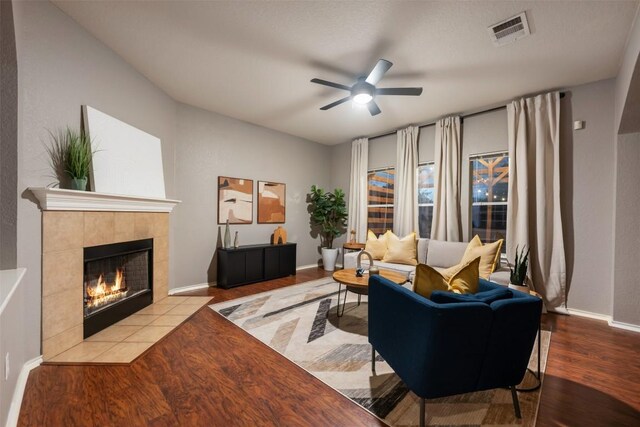 8701 Meridian Oak Ln, Austin, TX 78744 - photo 19