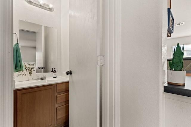 425 Starview St, Temple, TX 76502 - bathroom featuring vanity