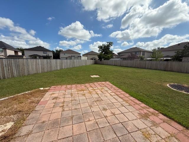 425 Starview St, Temple, TX 76502 - fenced backyard featuring a patio and a residential view