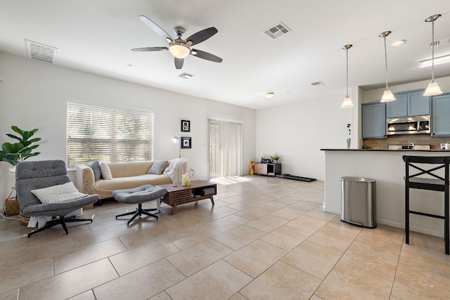 1620 Bryant Dr Unit 303, Round Rock, TX 78664 - photo 4