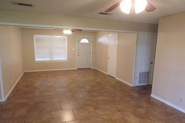 729 Yegua Dr, Lexington, TX 78947 - foyer featuring ceiling fan